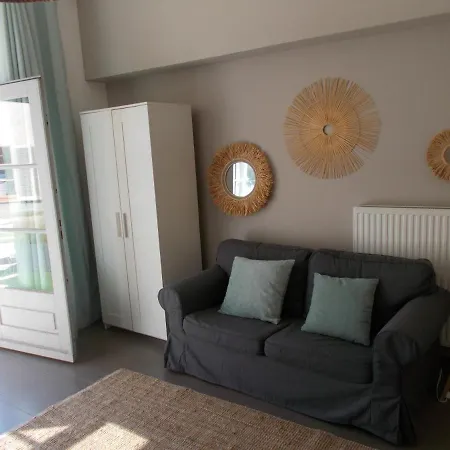 La Cour De Berthe Ouest Appartement *